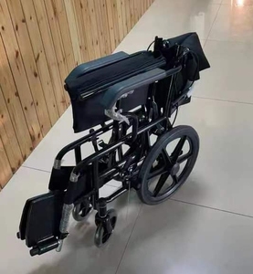 Silla de Ruedas Plegable Portátil de Acero, Manual, Multifuncional, Ligera y de Alta Calidad para Personas con Discapacidad, Uso en Clínicas y Aeropuertos, 1 Año de Garantía - Product Image 4