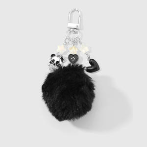 AM Automne et Hiver Ins Personnalité Mode <span class=keywords><strong>Mohair</strong></span> Goutte Huile Coeur Cristal Panda Cuir Arc Porte-clés Sac Ornement Suspendu - Product Image 6