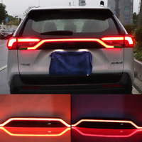 Luz LED de Portón Trasero para Toyota RAV4 2020-2025 Tira Decorativa con Dinámica de Inicio Lámpara de Embellecedor Trasero