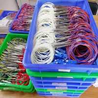 Répartiteur optique FBT à double/triple fenêtre de haute qualité FTTH 2 voies SC APC 0,9 mm, rapport de répartition de 1:99 à 50:50, coupleur de fibre optique non équilibré
