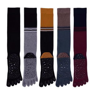 Chaussettes Lolita hautes pour femmes Jk, 5 orteils, mignonnes, noires et blanches, longues, fines, respirantes, couleur unie, bas pour jeunes - Product Image 5