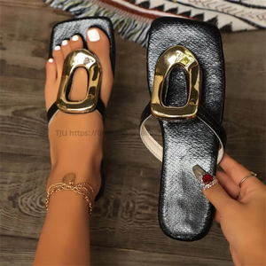 Summer Casual Lady Flat <b>Slippers</b> Sandals Outdoor Simple Beach Women Flip-flops <b>Slippers</b> Rubber Metal Luxury <b>Slippers</b> for Women - Product Image 3