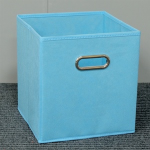 Contenedores de cubo de tela no tejida plegables OEM ODM Asas de <span class=keywords><strong>metal</strong></span> Caja de almacenamiento de cubo plegable de tela para el hogar de cocina - Product Image 5