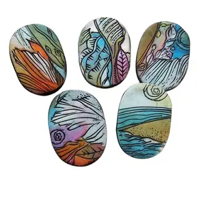 Hot Sale Colorful Large Flat Painting Rocks Natural River Rock Decorative Pebbles Stones With Designs