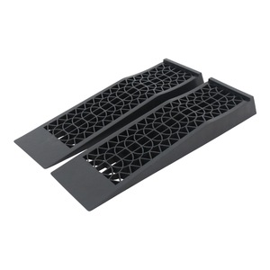 E-ROAD Rampe temporaire antidérapante en plastique pour entretien automobile, réparation de véhicules et vidange d'huile – Produit phare pour la sécurité routière - Product Image 1