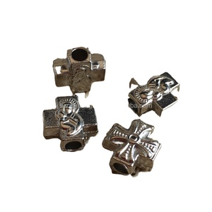 Perles en alliage de 11 mm / Perles carrées en forme de croix pour bijoux religieux avec un grand trou de 3 mm pour chapelet orthodoxe - Product Image 4