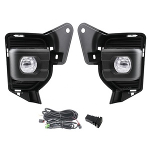 Cụm đèn sương mù LED trước chất lượng cao cho Toyota Hiace 2014 - 2018, bao gồm đèn sương mù, viền đèn, dây và công tắc - Product Image 1