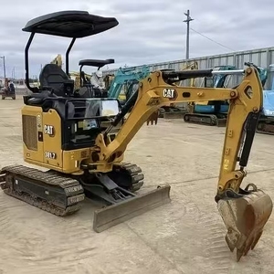 Miniexcavadora CAT 301.7 Usada, Excavadora Hidráulica Compacta de Orugas para Jardinería, Trabajos Agrícolas y de Jardín - Product Image 1