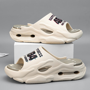 รองเท้าแตะแบบสวมสำหรับผู้ชายและผู้หญิง รุ่น Evergreen คุณภาพสูง สำหรับฤดูร้อน กันน้ำ น้ำหนักเบา ระบายอากาศได้ดี นวดเท้า พื้นหนา ใช้แล้วทิ้ง - Product Image 3