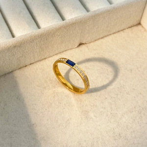 Blauwe Zirkoon Ingelegde Halve Cirkel Fijne Diamant Fijne Ring Joyas De Acero Inoxidable Al Por Mayor Titanium Staal 18K Gouden Ring - Product Image 6