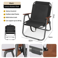Chaise de camping pliante à dossier haut en gros avec accoudoirs en bois de chêne et cadre en acier au carbone pour l'extérieur, la pelouse, la plage et les pique-niques