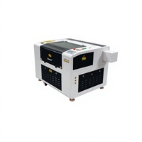 Machine CNC laser CO2 haute précision pour le bois, l'acrylique, le cuir et plus encore, avec contrôle Ruida et découpe de matériaux non métalliques