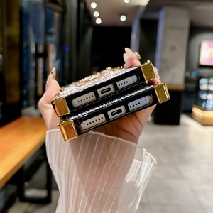 Funda de teléfono con ondas de agua brillantes para <span class=keywords><strong>iPhone</strong></span> 11 <span class=keywords><strong>12</strong></span> 13 14 15 16 <span class=keywords><strong>Pro</strong></span> <span class=keywords><strong>Max</strong></span> 16E soporte para anillo de dedo borde recto cubierta a prueba de golpes - Product Image 4
