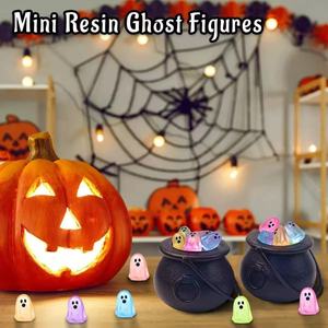 Petites décorations fantômes en résine qui brillent dans le noir, style dessin animé, décoration d'Halloween, mini accessoires suspendus, décoration artisanale DIY - Product Image 4