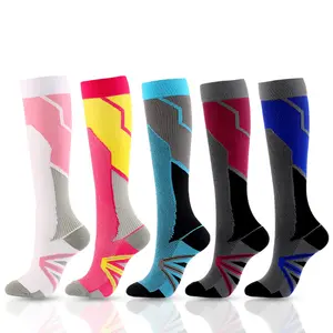Fashion Nurse Compression Socks Comfortable Durable 20-30 Mmhg Running Socks calf compression Marathon running socks