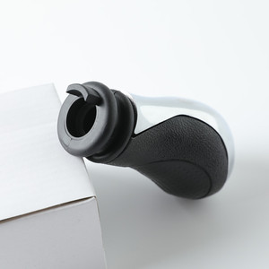 Palanca de cambios FUXIN de cuero con diseño ergonómico para varios logotipos de automóviles - Product Image 1