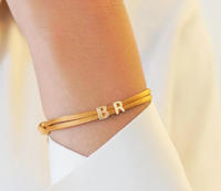 Bracelet en cordon de soie avec breloques en acier inoxydable plaqué or PVD, résistant au ternissement, personnalisable avec initiales, bijoux DIY