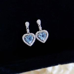 Boucles d'oreilles Xinfly en or blanc 18 carats avec aquamarine et diamant - Product Image 2