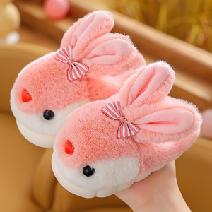 Chaussons d'hiver en coton pour enfants, antidérapants, pour la maison, en peluche, design mignon, pour filles, avec rembourrage en PVC et coton, cadeau d'anniversaire - Product Image 3