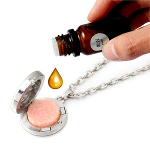 Collier diffuseur d'huiles essentielles et de parfum en acier inoxydable 2026, motif Arbre de Vie, pour le dropshipping - Product Image 4