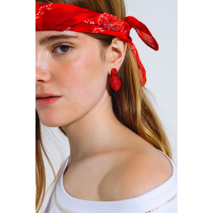 Orecchini con perline di forma ovale in rosso - Product Image 4