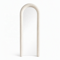 Miroir sur pied moderne en velours Teddy arqué, entièrement recouvert de flanelle Sherpa, pour la décoration de chambre à coucher