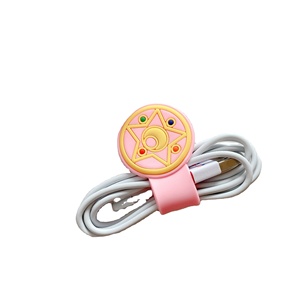 Enrollador de Cable USB de Silicona con Diseño de Dibujos Animados - Product Image 1