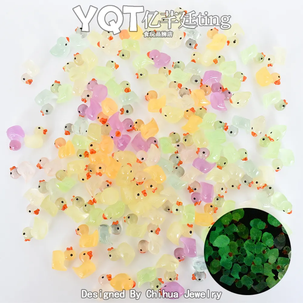 Die beliebtesten mehrfarbigen Harz enten Leuchtende Miniatur figuren für DIY Fairy Garden Landscape Dollhouse Slime Charms