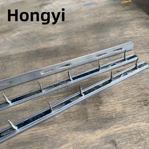 Pince à ressort à quatre trous pour positionnement du canapé Bande de bord en fer <span class=keywords><strong>Crochet</strong></span> d'équilibre Bande dentée Clip de maille de <span class=keywords><strong>lit</strong></span> Fil d'acier enveloppé de papier - Product Image 2