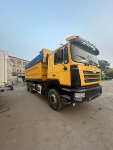 <span class=keywords><strong>Camion</strong></span> à benne basculante Shacman F3000 8X4 380HP à transmission manuelle Chine <span class=keywords><strong>Camion</strong></span> à benne pour ferme à essence à usage intensif - Product Image 3