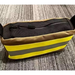 Échantillon gratuit : trousse de toilette robuste personnalisée, style pompier, avec fermeture éclair, sac à outils - Product Image 6