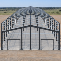Conception de solutions de bâtiments métalliques isolés pour usines de fabrication de structures en acier modernes, entrepôts et ateliers