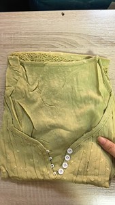 ラージサイズM-5XLレディースヴィンテージVネック半袖ホローアウトブラウスソリッドカジュアルフリルコットンリネンシャツルーズトップブラウス - Product Image 6