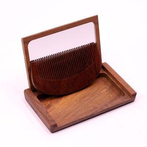 Nouvelle <span class=keywords><strong>brosse</strong></span> <span class=keywords><strong>à</strong></span> <span class=keywords><strong>cheveux</strong></span> pliable 2026 avec miroir en bambou naturel et bois de santal, <span class=keywords><strong>démêlante</strong></span>, portable, pour le maquillage, voyage, poche, peigne compact pliable - Product Image 6