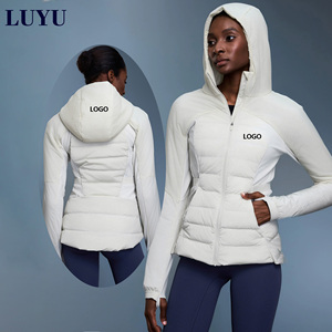 Nouvelle arrivée Veste d'hiver pour femmes en <span class=keywords><strong>duvet</strong></span> de canard à capuche légère Veste matelassée à points réfléchissants Vêtements d'extérieur Vestes en <span class=keywords><strong>duvet</strong></span> - Product Image 1