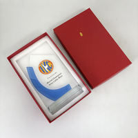 Trophée en cristal bleu et rose en gros, logo personnalisé, trophée en verre cristal, plaque pour souvenir d'entreprise