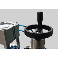 Machine à sertir pneumatique polyvalente pour bouchons de parfum, adaptée aux bouteilles de 13 mm, 15 mm, 18 mm, 20 mm