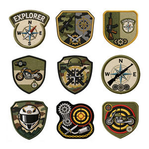 Parches Tácticos Metálicos Personalizados de 3" X 5" con Gancho y Bucle y Etiqueta para Mochilas - Parche Bordado Multimaterial - Product Image 2