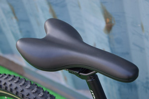 Bicicletta da Montagna Rossa da 29 Pollici, 12 Velocità, per Uomo, in Alluminio di Qualità Media, con Cavi Interni - Product Image 4