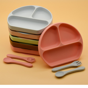 Plato de Silicona con Divisiones y Agarre Antideslizante para Niños Pequeños, Juego de Alimentación con Tazón de Succión, <span class=keywords><strong>Platos</strong></span> y Cuchara de Silicona Antideslizantes para Bebés - Product Image 2