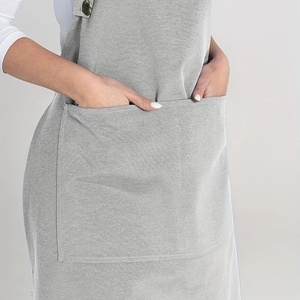 Grembiule in Poliestere con Bretelle Regolabili e Doppie Tasche Portaoggetti per Saloni di Bellezza, Barbieri, Pasticcerie, Cucine e Personale di Ristorazione - Product Image 6