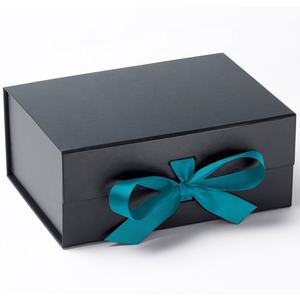 Custom Logo Foldable CardBoard Paper Gift Boxes with Magnetic Lid - Product Image 3