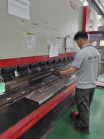 Services de fabrication de métaux de précision personnalisés Pliage et soudage de tôle CNC