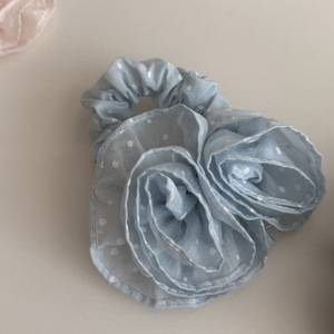 Chouchou en tissu à pois Rose Française, accessoires de cheveux élégants pour femmes pour mariage et fête - Product Image 3