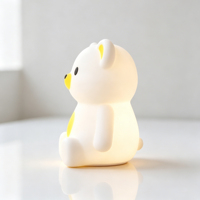 Lampe de chevet pour enfants en silicone en forme d'ours mignon personnalisée, avec modes RGB multicolores, minuterie, lumière de nuit pour chambre d'enfant