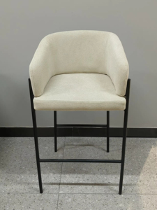 ST-8893-1 Tabourets <span class=keywords><strong>de</strong></span> <span class=keywords><strong>bar</strong></span> modernes <span class=keywords><strong>de</strong></span> luxe à dossier haut en tissu, pieds en métal rouge, neufs, vente en gros pour salle à manger et <span class=keywords><strong>bar</strong></span> à domicile - Product Image 6