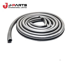 ซีลยางขอบประตูหน้า ช่องสายไฟเครื่องยนต์ สำหรับรถยนต์โตโยต้า ไฮเอซ LH103 ปี 1993-1998 รุ่น 67829-95J00 - Product Image 3