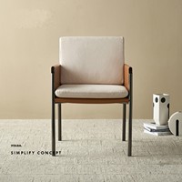 Chaise de jambe en métal de luxe nordique chaise de salle à manger en tissu en cuir PU chaise de salle à manger rembourrée pour café sillas de comedor