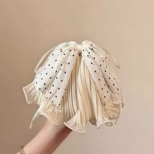 Tondeuse à ruban à nœud français arrière <span class=keywords><strong>de</strong></span> la tête, tondeuse à cheveux Updo Shark Light Tondeuse à cheveux à pois <span class=keywords><strong>de</strong></span> luxe qui montre beaucoup <span class=keywords><strong>de</strong></span> cheveux - Product Image 5