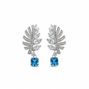 Orecchini in Oro Bianco con Diamanti e Topazio Blu Taglio Marquise, Gioielli di Lusso da Donna per Feste - Product Image 1